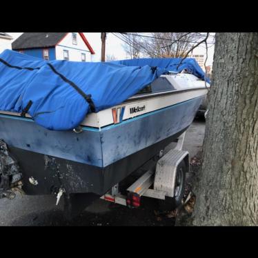 1986 Wellcraft 21ft boat