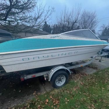 1993 Bayliner capri 18ft boat