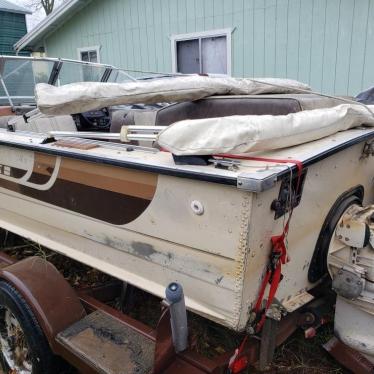 1982 Starcraft 17ft boat