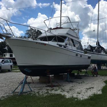 1987 Bayliner 32ft boat