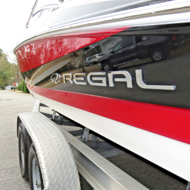 2011 Regal 2100 br