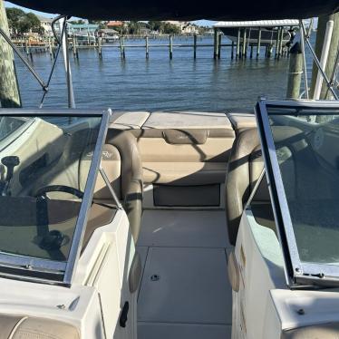 2011 Sea Ray 230 slx