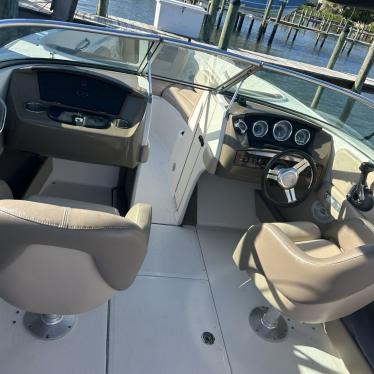 2011 Sea Ray 230 slx