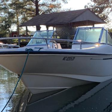 1996 Boston Whaler dauntless 17