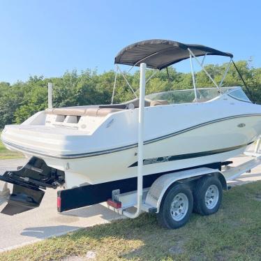 2012 Sea Ray 230 slx low hours