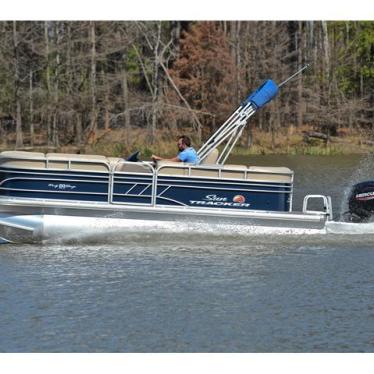 2020 Sun Tracker party barge 20 dlx