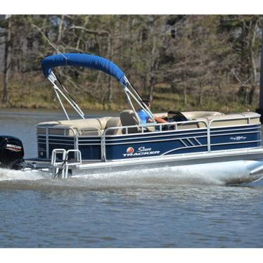 2020 Sun Tracker party barge 20 dlx