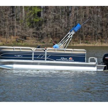 2020 Sun Tracker party barge 20 dlx