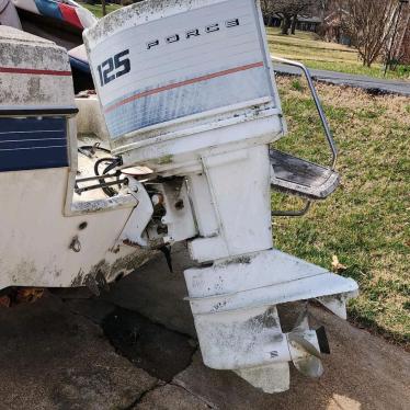 1985 Bayliner capri 19ft boat