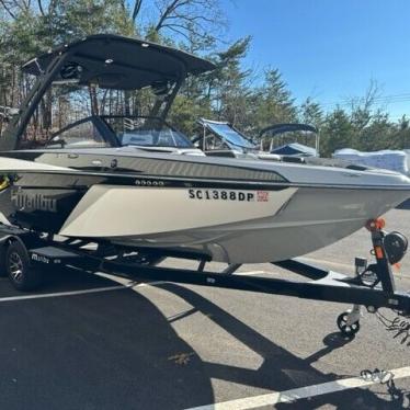 2020 Malibu wakesetter 22 lsv