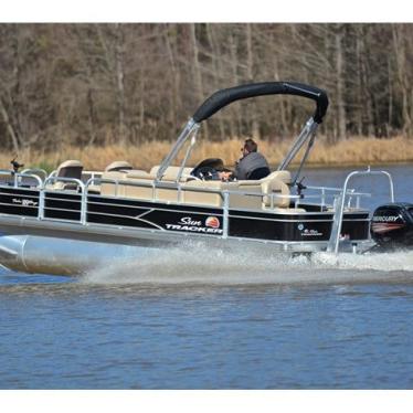 2018 Sun Tracker fishin barge 20 dlx
