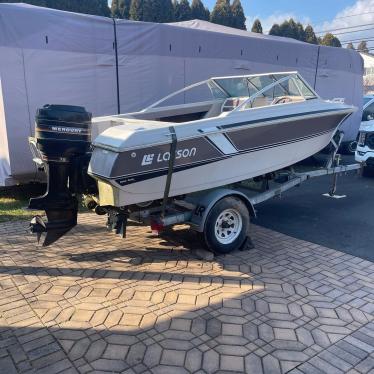 1985 Larson 15ft boat