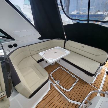 2018 Monterey 35 sport yacht