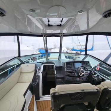 2018 Monterey 35 sport yacht