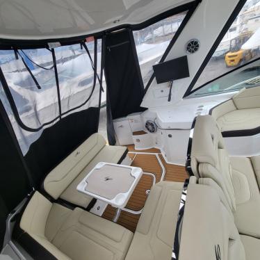 2018 Monterey 35 sport yacht