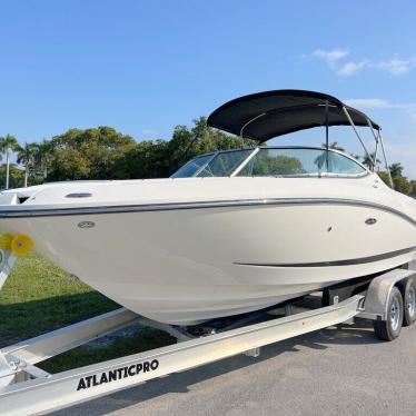 2012 Sea Ray 230 slx low hours