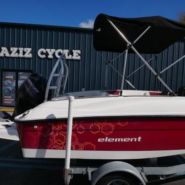 2015 Bayliner element e16