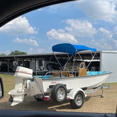 1969 BOSTON WHALER Nauset - 1983 Johnson 90 HP Outboard 1969