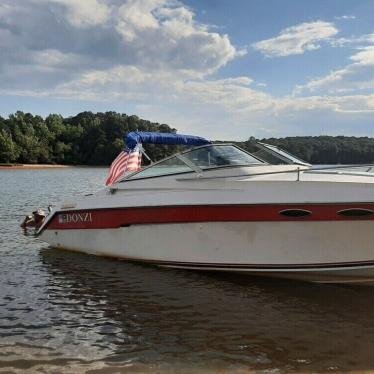 1989 Donzi Ragazza 25 Foot Cabin Cruiser 1989