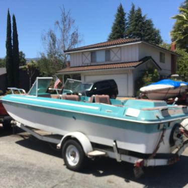 1969 Johnson Surfer 19' Boat Located In San Jose, CA - Has Trailer 1969