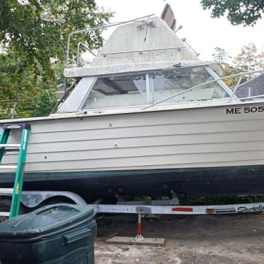 Penn Yan Avenger 25' Boat Located In Old Orchard Beach, ME 1975 for ...