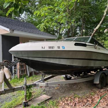 1986 Stingray 19ft boat