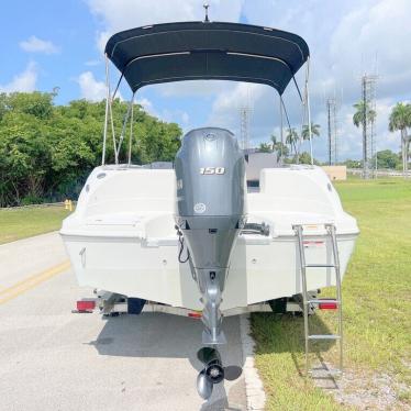 2019 Hurricane sundeck 192