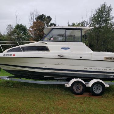 2005 Bayliner 22ft boat