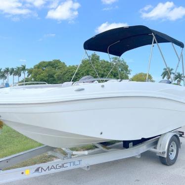 2019 Hurricane sundeck 192