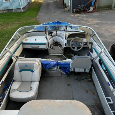 1994 Four Winns 17ft boat