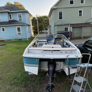 1994 Four Winns 17ft boat