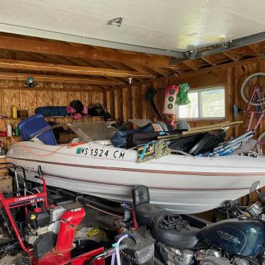 1990 Bayliner capri 17ft boat