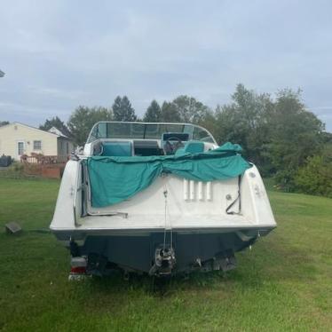 1990 Four Winns 23ft boat