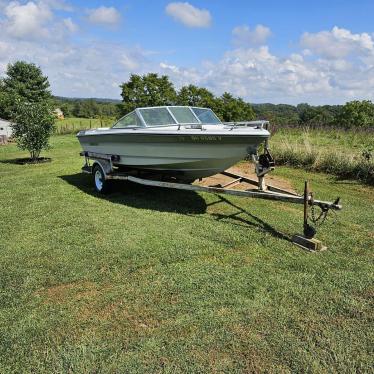 1986 Rinker 17ft boat