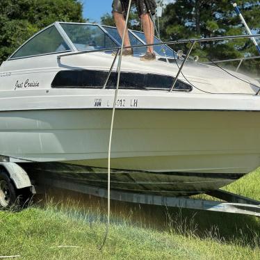 1997 Bayliner 22ft boat