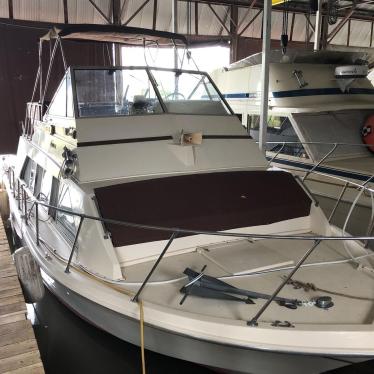 1979 Carver 27ft boat