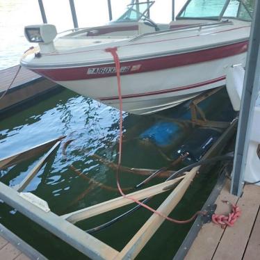 1991 Sea Ray 21ft boat