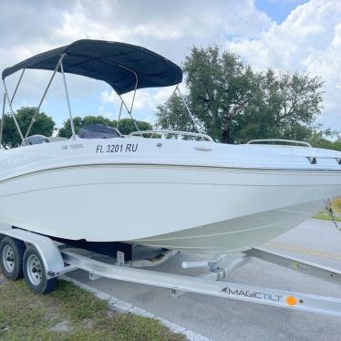 2019 Hurricane sundeck 192