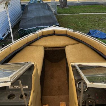 1984 Bayliner 19ft boat