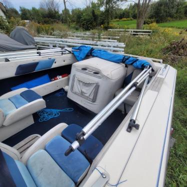 1988 Stingray super sport 18ft boat