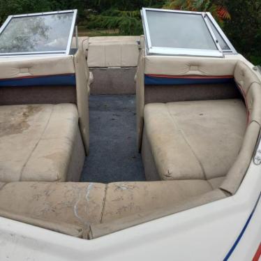 1985 Bayliner capri 19ft boat