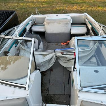 1994 Four Winns 17ft boat