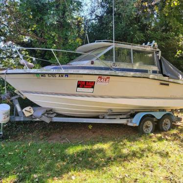 1985 Bayliner 21ft boat