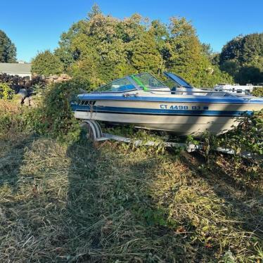 1987 Sea Ray seville 18ft boat