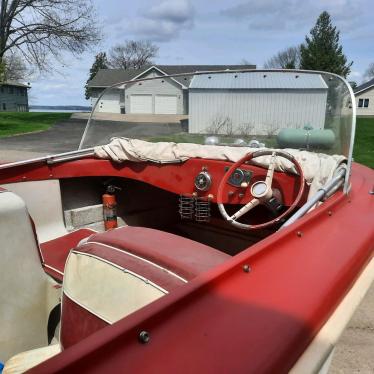 1958 Larson 16ft boat