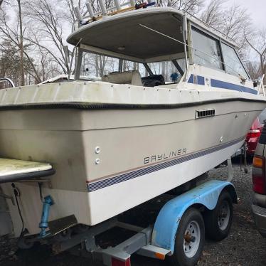 1985 Bayliner 20ft boat