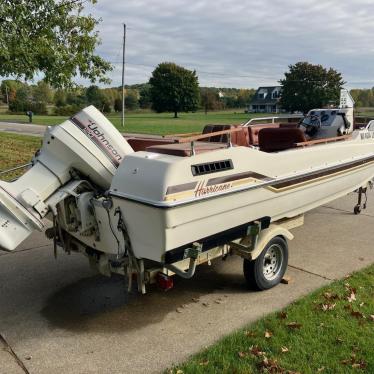 Hurricane Deck Boat 16' Boat Located In Battle Creek, MI - Has Trailer 1982