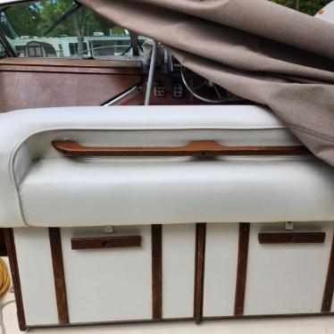 1982 Sea Ray sundancer 24ft boat