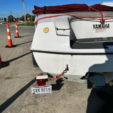 2001 Yamaha ls 2000 19ft boat