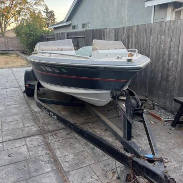 1989 Larson 17ft boat